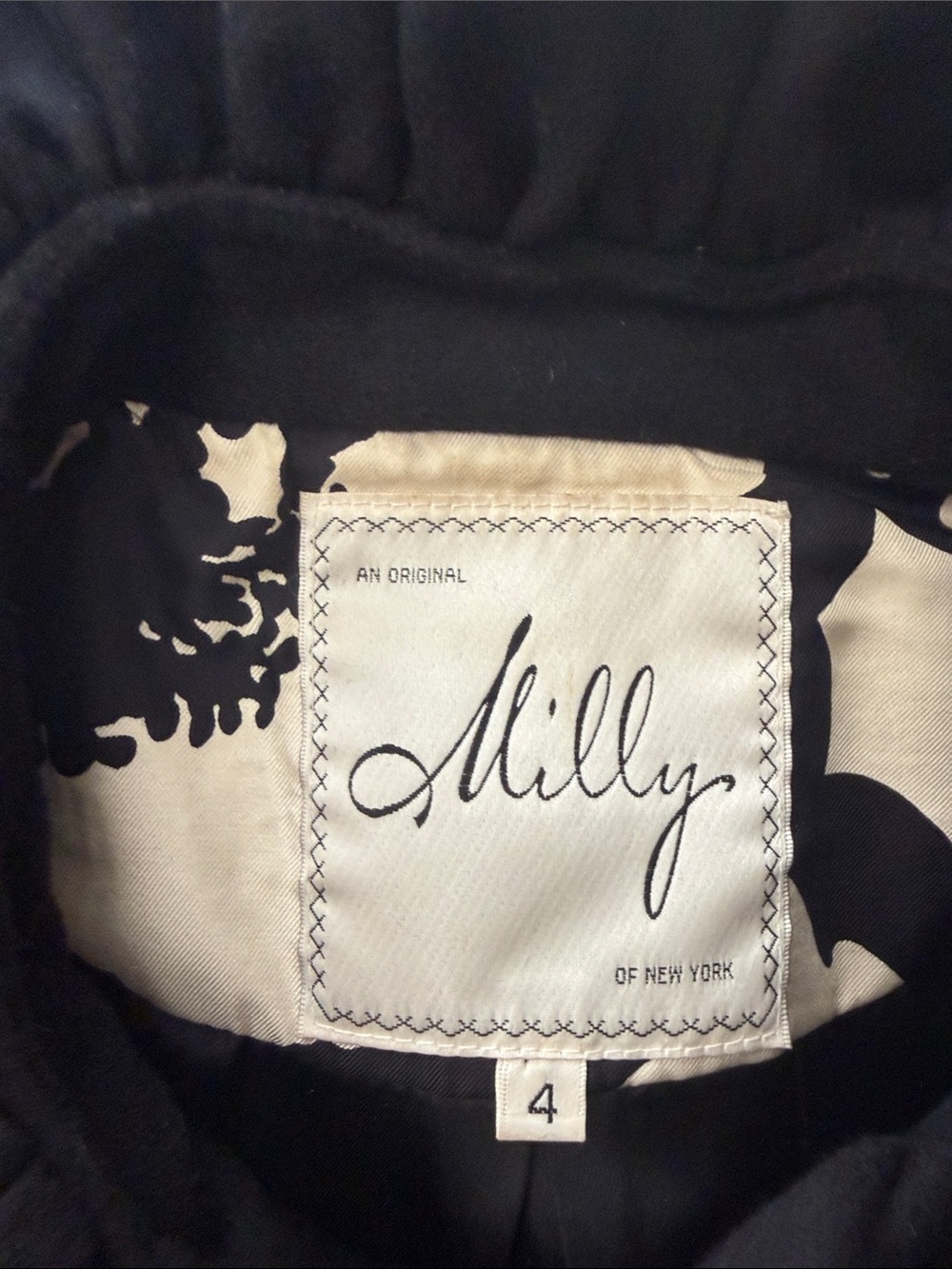 Milly of New York Black Jacket with Cream and Black Lining - Picture 2 of 3